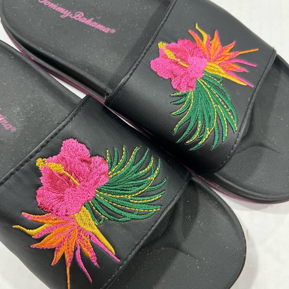 TOMMY BAHAMA EMBROIDERED SLIDE SANDAL - Picture 8 of 12